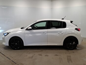 Used Peugeot 208 2020 for sale - 77767721: Photo