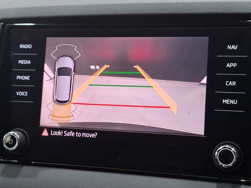 Used Skoda Karoq 2024 for sale - 76459579: Photo 11