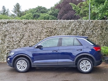 Used Volkswagen T-Roc 2020 for sale - 79074447: Photo