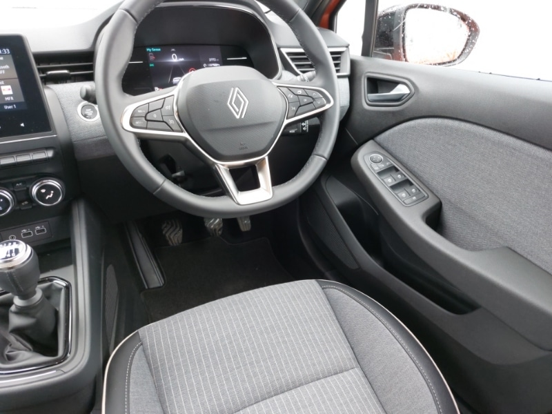 Used Renault Clio 2024 for sale - 78093263: Photo 11