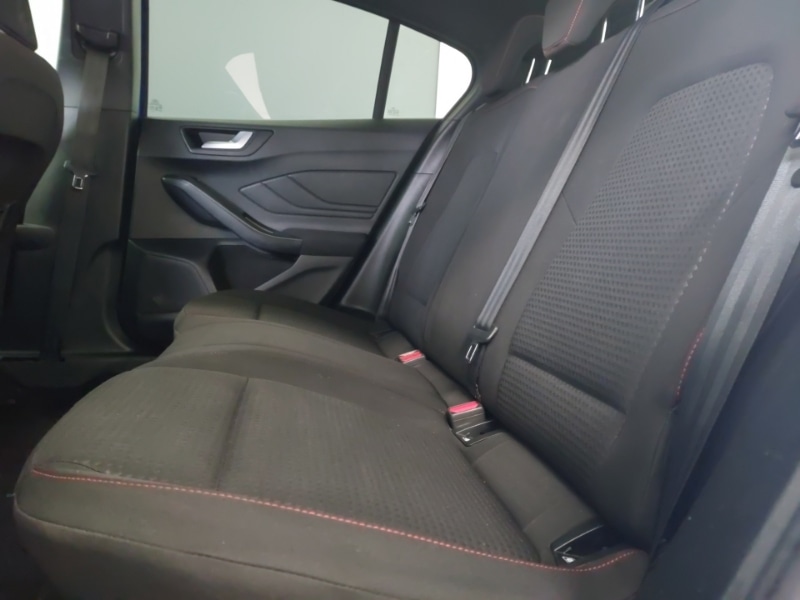 Used Ford Focus 2023 for sale - 76383614: Photo 6