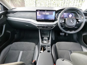 Used Skoda Octavia 2024 for sale - 76135391: Photo 2