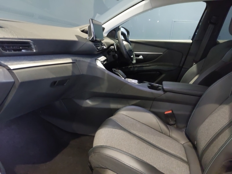 Used Peugeot 3008 2022 for sale - 77635983: Photo 5