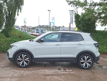 Used Volkswagen T-Cross 2024 for sale - 79685639: Photo