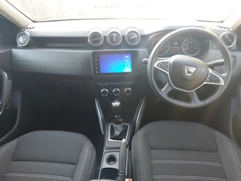 Used Dacia Duster 2022 for sale - 79302865: Photo