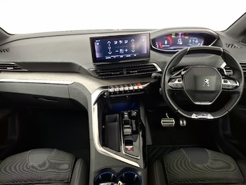 Used Peugeot 5008 2023 for sale - 79331986: Photo