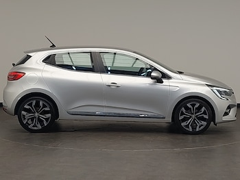 Used Renault Clio 2022 for sale - 76431362: Photo