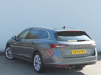 Used Skoda Superb 2024 for sale - 75686290: Photo