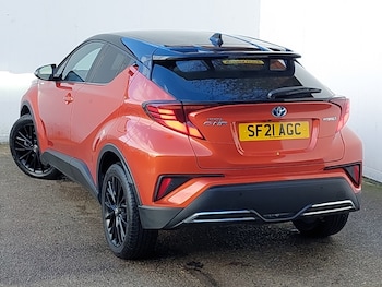 Used Toyota C-HR 2021 for sale - 77795467: Photo