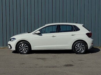 Used Volkswagen Polo 2024 for sale - 78148740: Photo