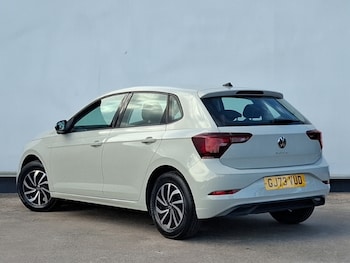 Used Volkswagen Polo 2023 for sale - 75948858: Photo
