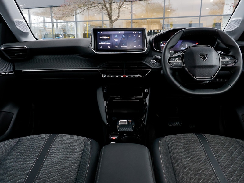 Used Peugeot 208 2024 for sale - 77126855: Photo 2