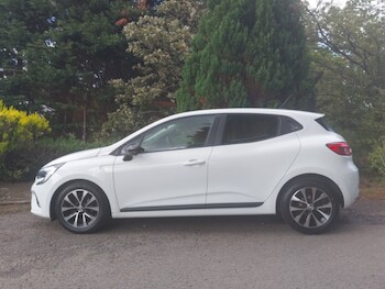 Used Renault Clio 2022 for sale - 75882546: Photo
