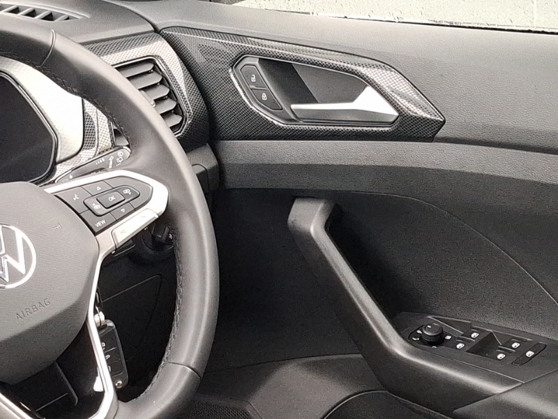 Used Volkswagen T-Cross 2024 for sale - 77597015: Photo 11