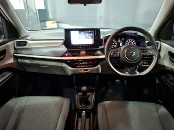 Used Suzuki Swift 2024 for sale - 76475703: Photo