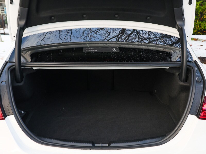 Used Mercedes-Benz C Class 2024 for sale - 76932546: Photo 8