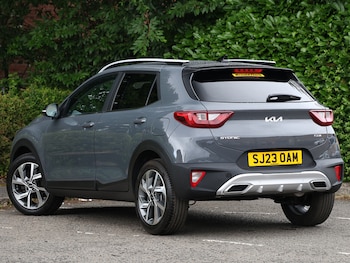 Used Kia Stonic 2023 for sale - 79469984: Photo