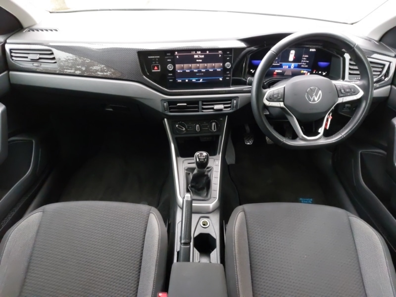 Used Volkswagen Polo 2022 for sale - 77224205: Photo 2