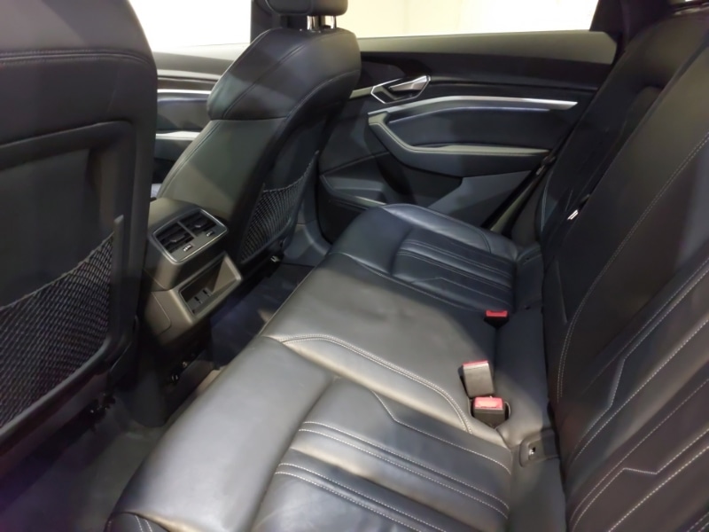 Used Audi e-tron 2022 for sale - 78085564: Photo 6