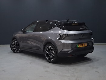 Used Renault Scenic E-Tech 2024 for sale - 76182958: Photo