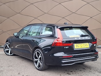Used Volvo V60 2022 for sale - 79332285: Photo