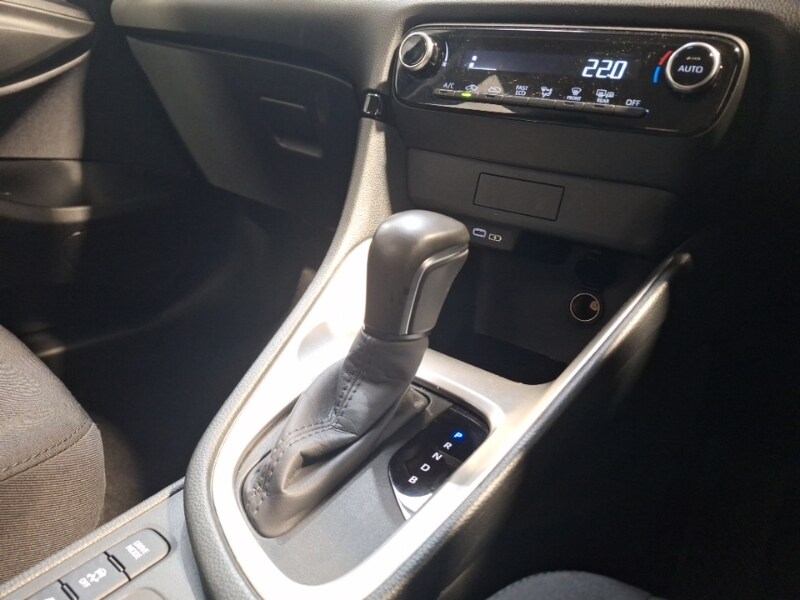 Used Mazda Mazda2 HYBRID 2024 for sale - 76683282: Photo 11