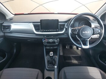 Used Kia Stonic 2022 for sale - 79011571: Photo