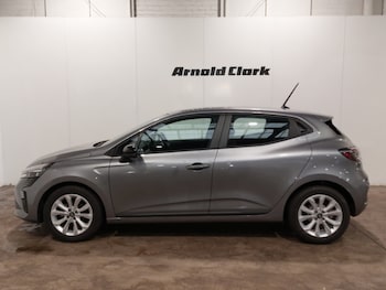 Used Renault Clio 2025 for sale - 76135398: Photo 4