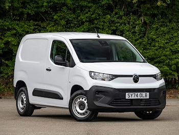 Used Citroen Berlingo 2024 for sale - 75640088: Photo
