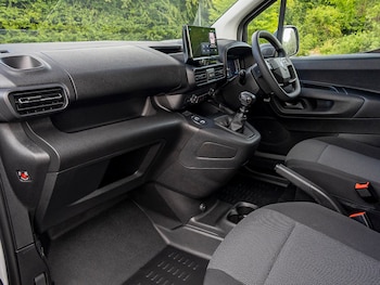 Used Citroen Berlingo 2024 for sale - 75640088: Photo