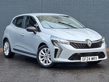 Used Renault Clio 2024 for sale - 77209652: Photo