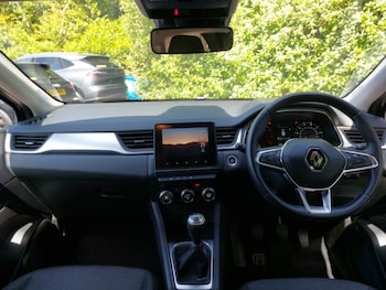 Used Renault Captur 2022 for sale - 78694703: Photo