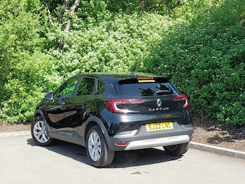 Used Renault Captur 2022 for sale - 78694703: Photo