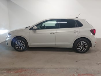 Used Volkswagen Polo 2025 for sale - 77285009: Photo