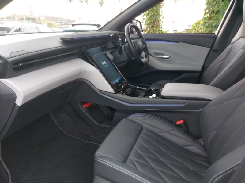 Used Ford Explorer 2024 for sale - 76583808: Photo 5