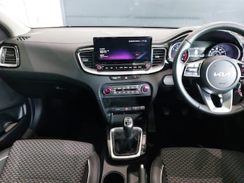 Used Kia Ceed 2023 for sale - 78490750: Photo