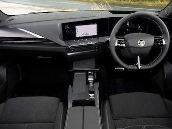 Used Vauxhall Astra 2025 for sale - 76483626: Photo