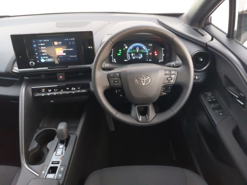 Used Toyota C-HR 2024 for sale - 76471962: Photo 7