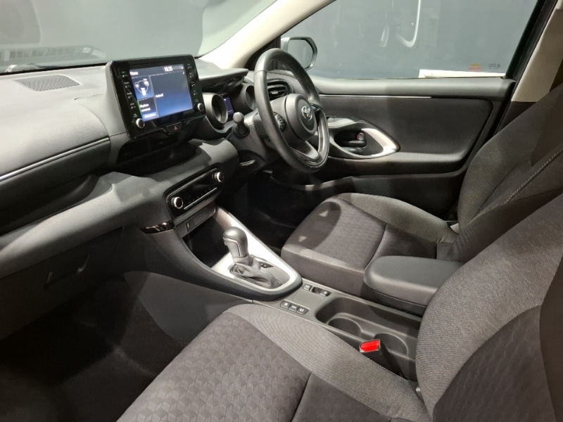 Used Toyota Yaris 2022 for sale - 77876135: Photo 5