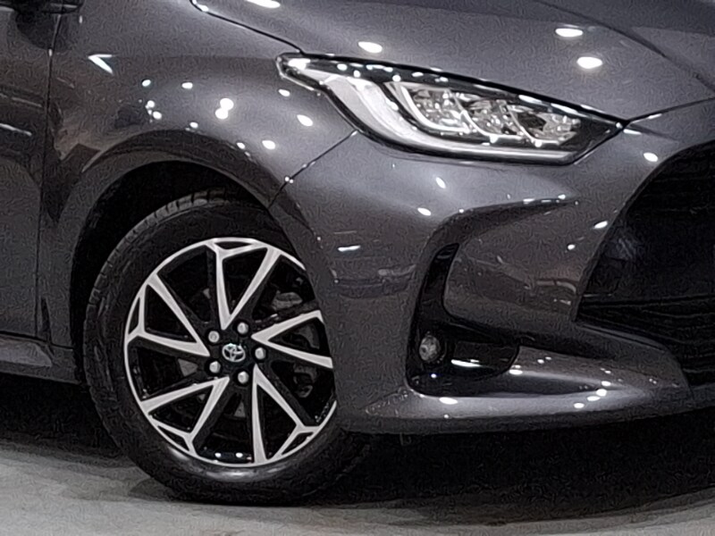 Used Toyota Yaris 2022 for sale - 77876135: Photo 9