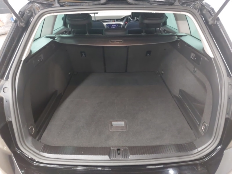 Used Volkswagen Passat 2019 for sale - 76967630: Photo 8