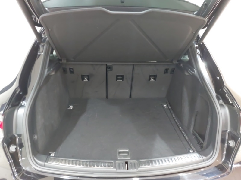 Used Porsche Macan 2022 for sale - 77923621: Photo 8
