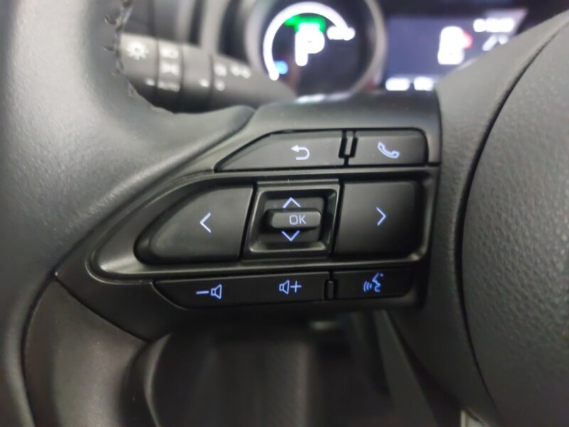 Used Toyota Yaris Cross 2022 for sale - 77933685: Photo 12