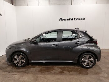 Used Mazda Mazda2 HYBRID 2024 for sale - 77253309: Photo