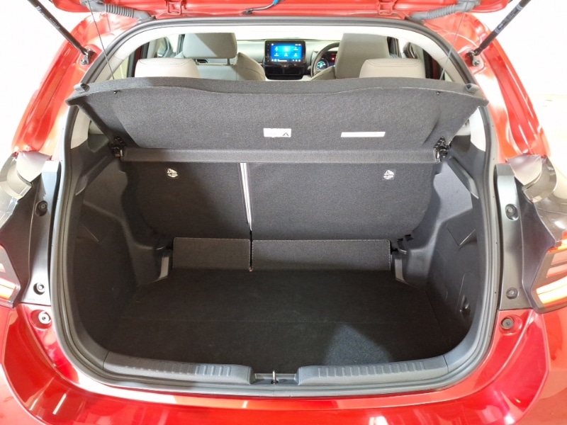 Used Toyota Yaris 2022 for sale - 76700411: Photo 8