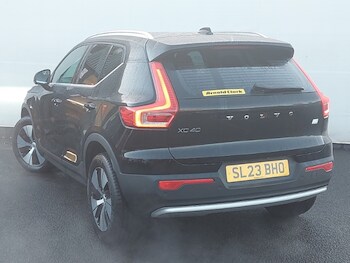 Used Volvo XC40 2023 for sale - 77353124: Photo
