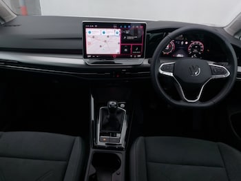 Used Volkswagen Golf 2024 for sale - 77046648: Photo