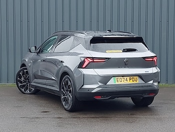 Used Renault Scenic E-Tech 2024 for sale - 77439007: Photo