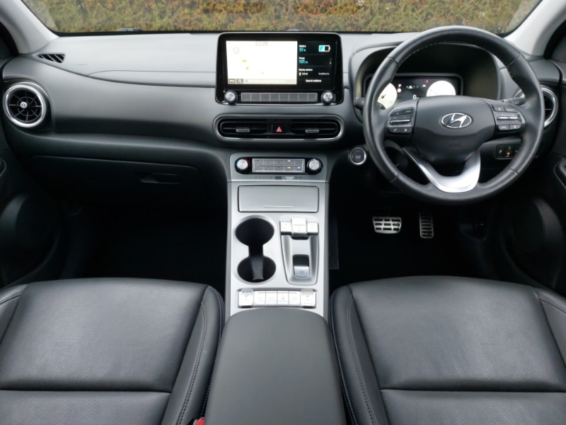 Used Hyundai KONA 2021 for sale - 77756359: Photo 2