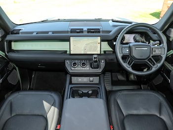 Used Land Rover Defender 2023 for sale - 75569121: Photo